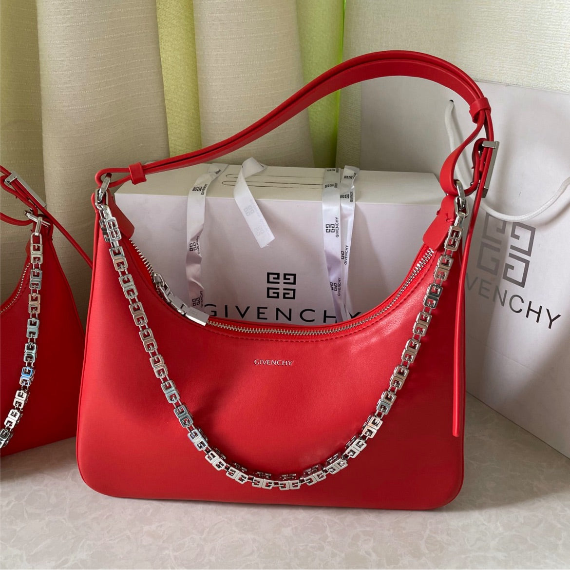 New Givenchy woman shoulder handbag