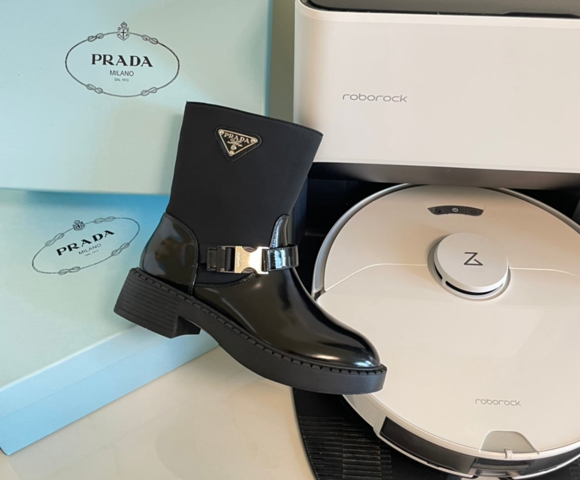 Prada woman boots