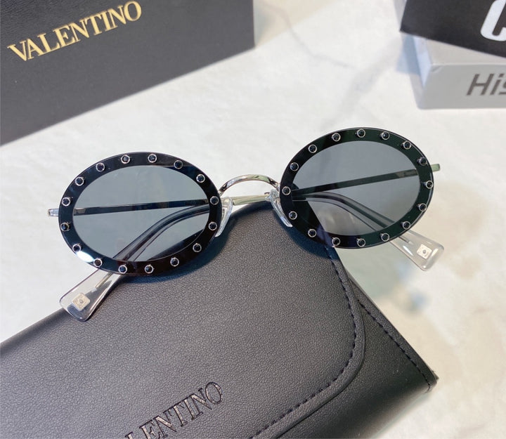 New Valentino woman shades