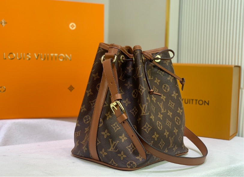 New LV woman handbag