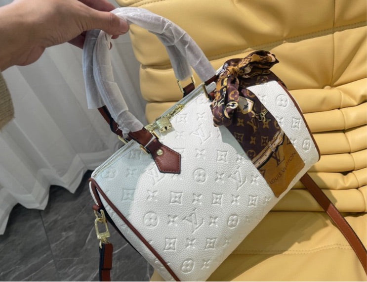 New white/ brown LV a woman Handbag