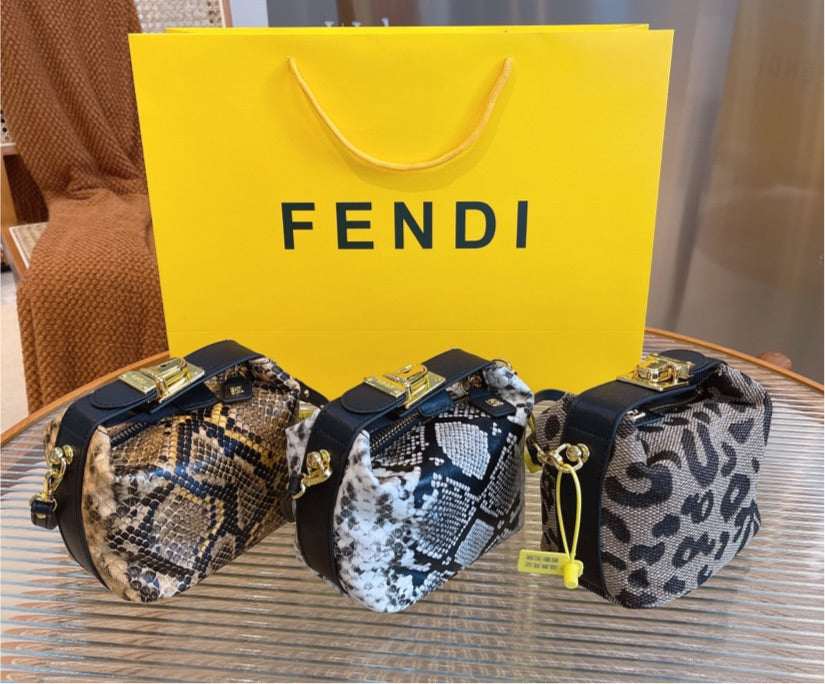 Fendi cute Crossbody Bags