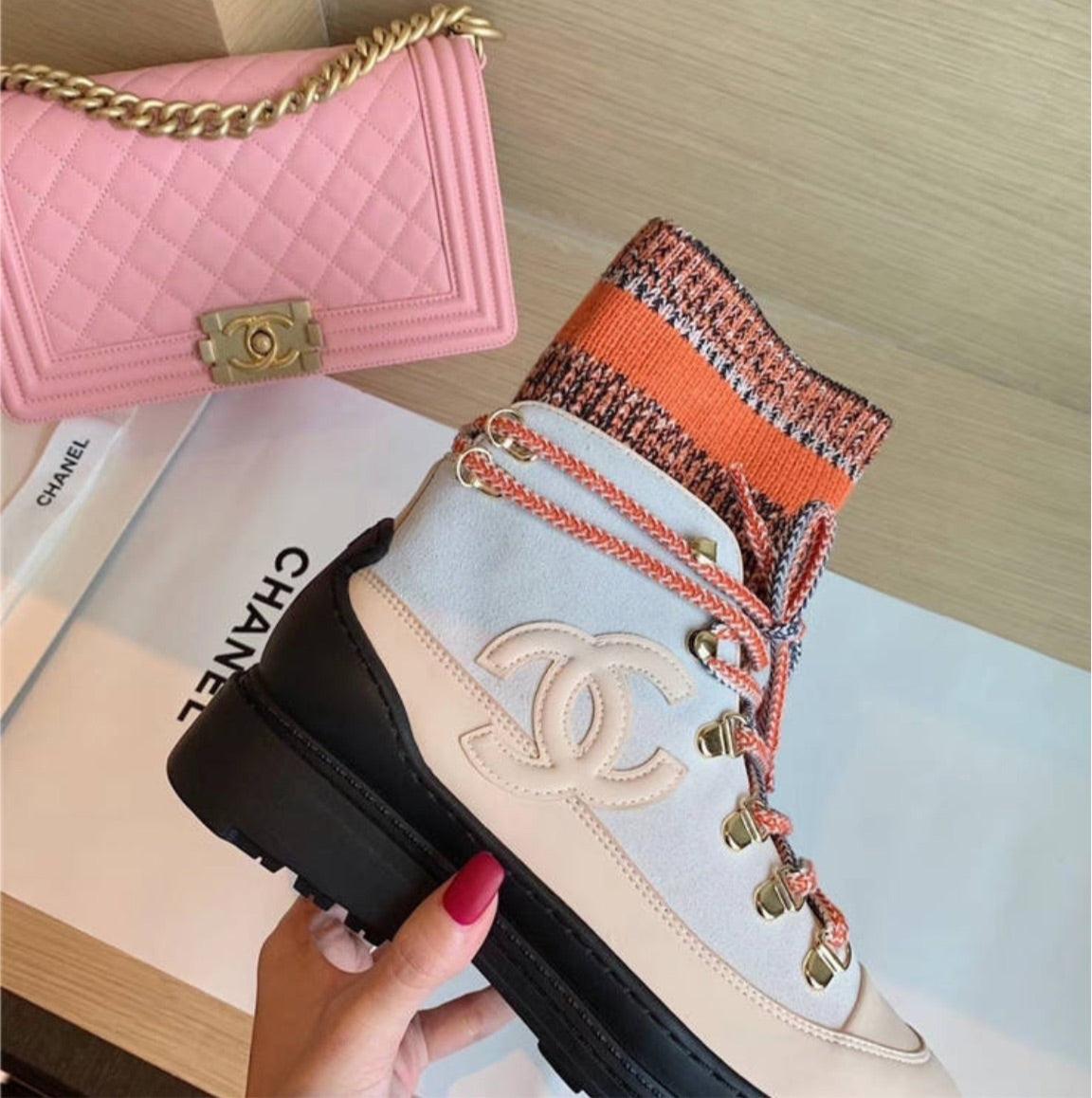 Woman Chanel boots