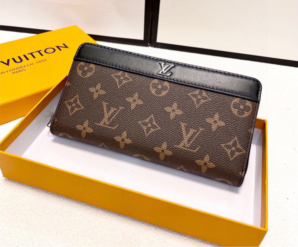 New LV woman wallet