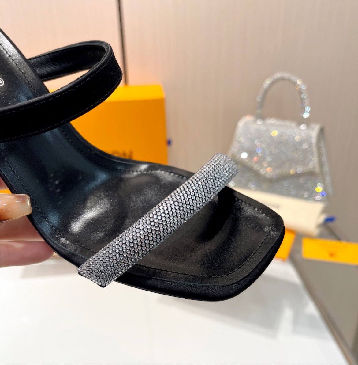 New Louis Vuitton woman heel