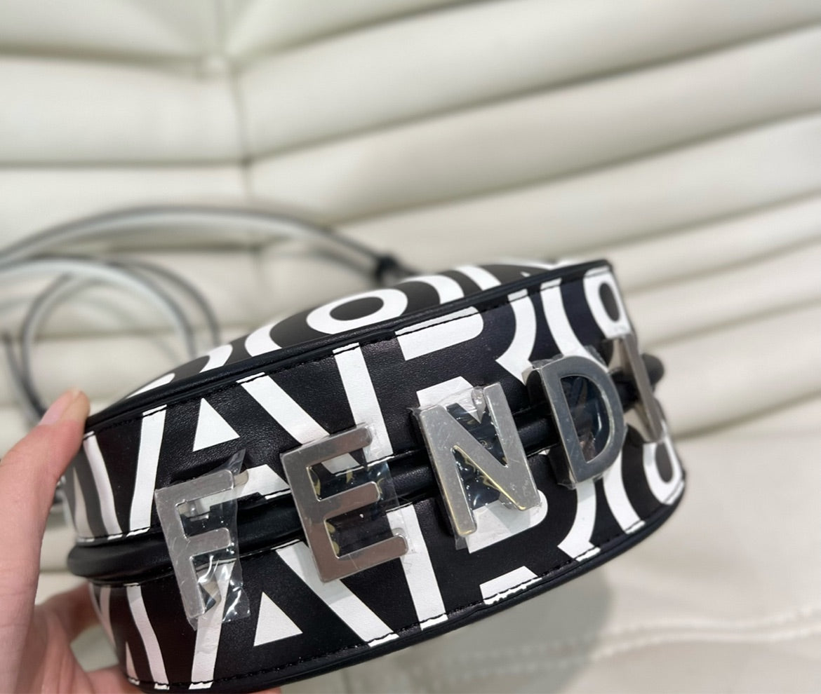 New Fendi woman handbag