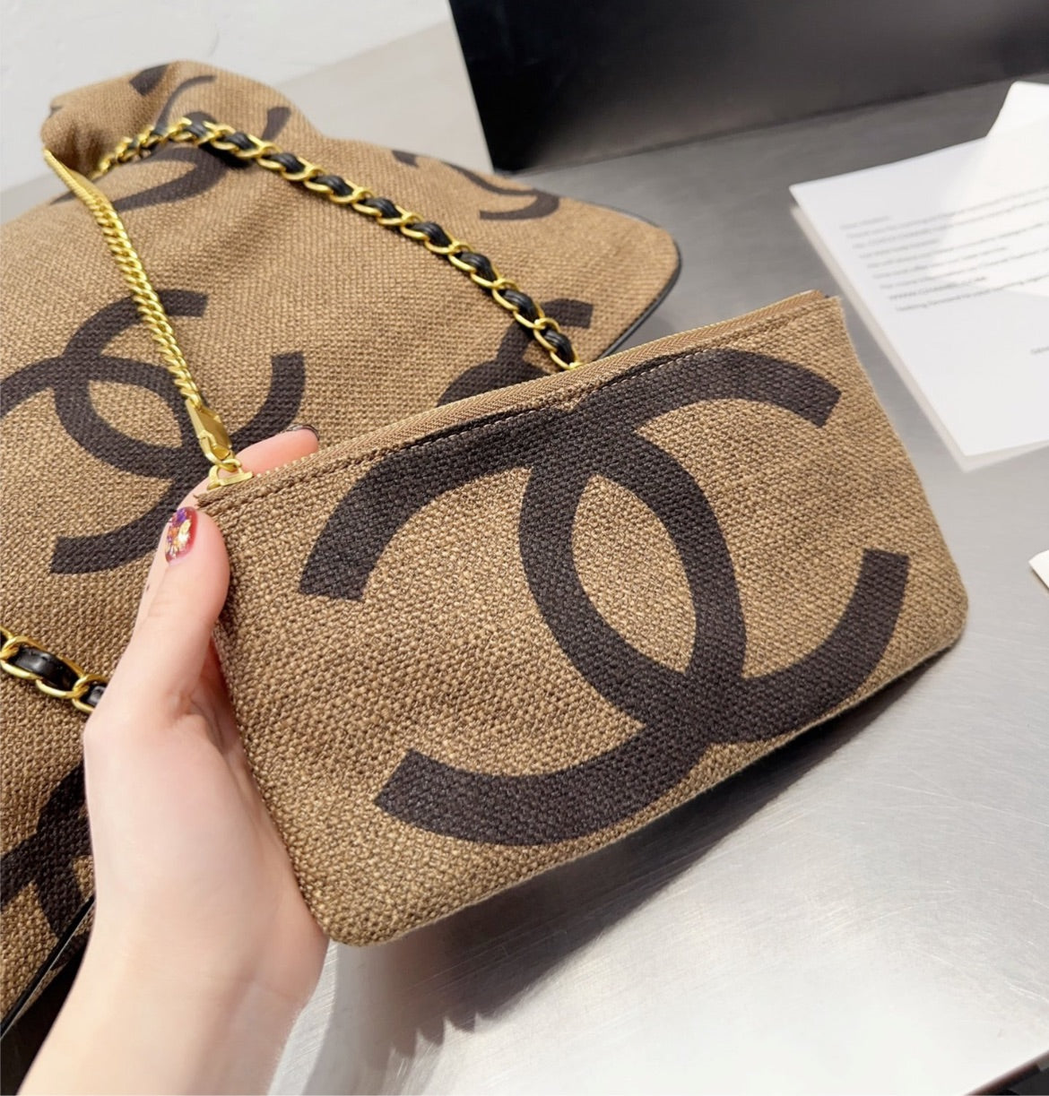 New Large Chanel shoulder bag