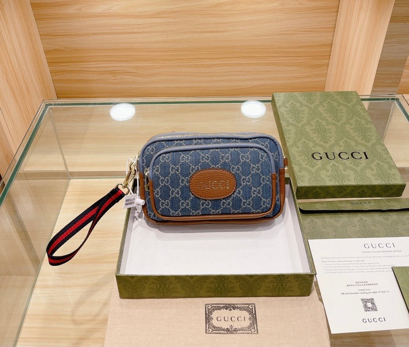 Gucci crossbody Ladies Handbag