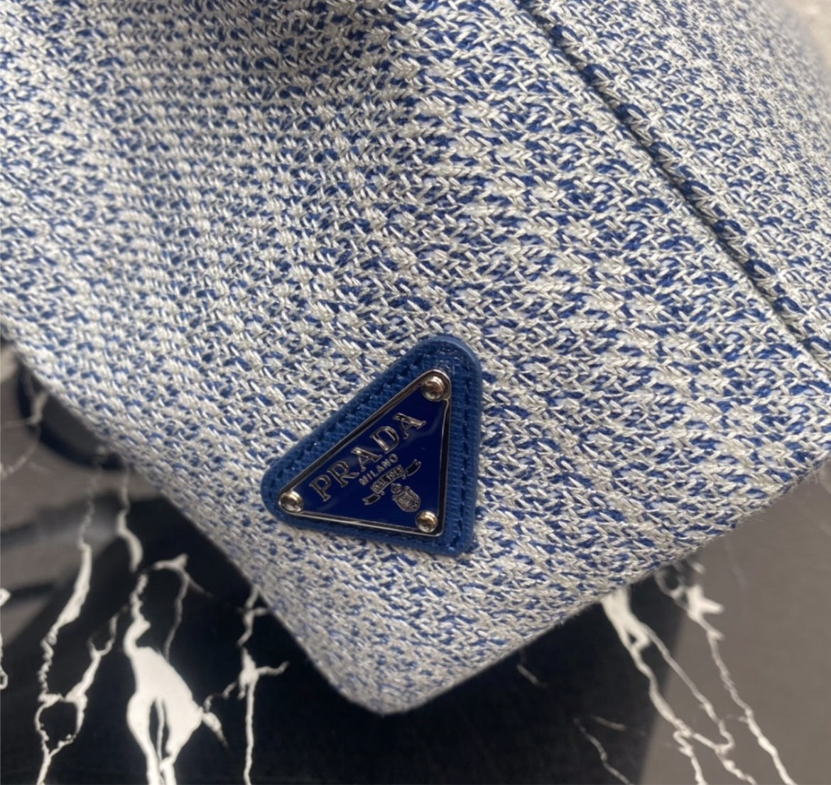 New woman Prada shoulder handbag