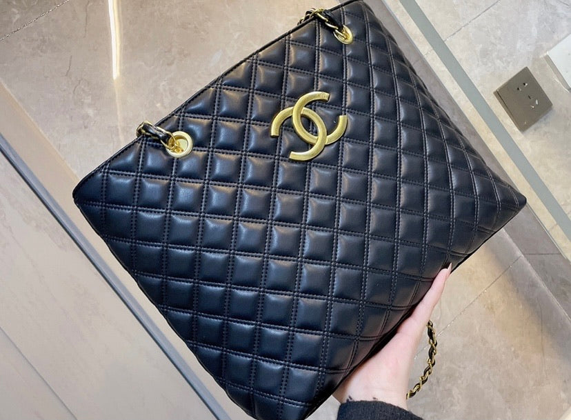 Chanel Leather black handbag