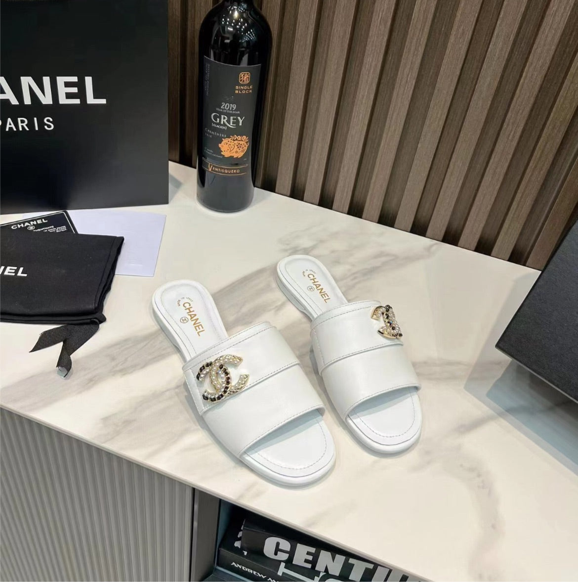 Open toe Chanel slide in sandal