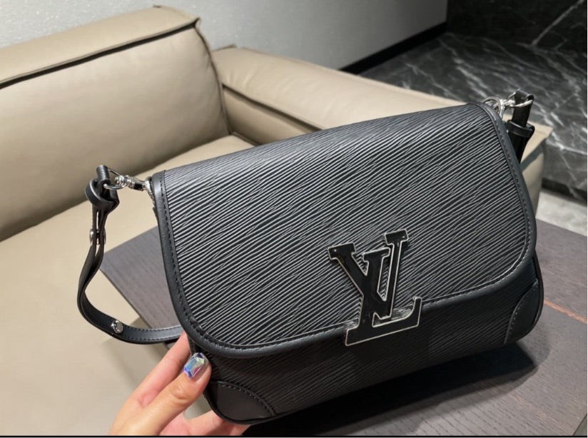 Black LV woman shoulder handbag