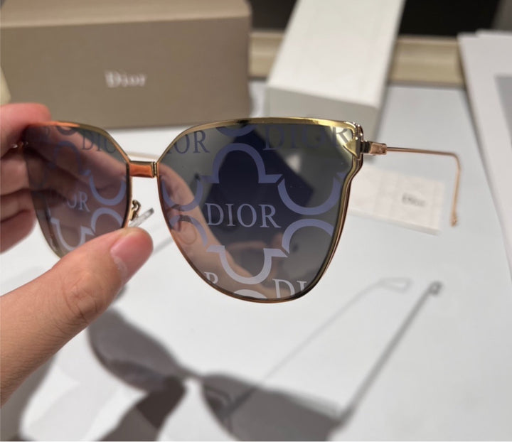 Dior woman new eyewear