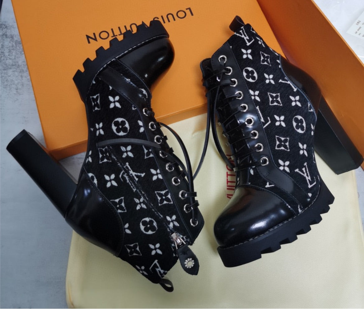 New Louis V a woman Boots