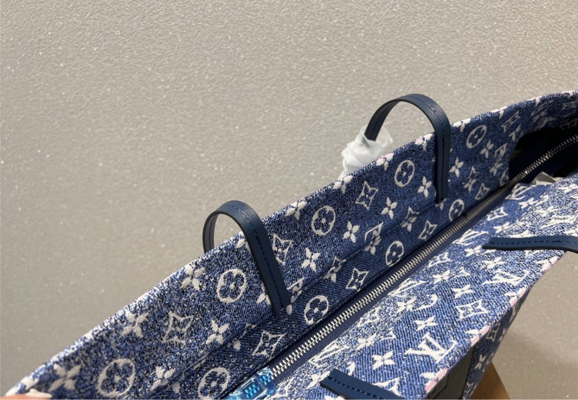 New woman LV shoulder handbag