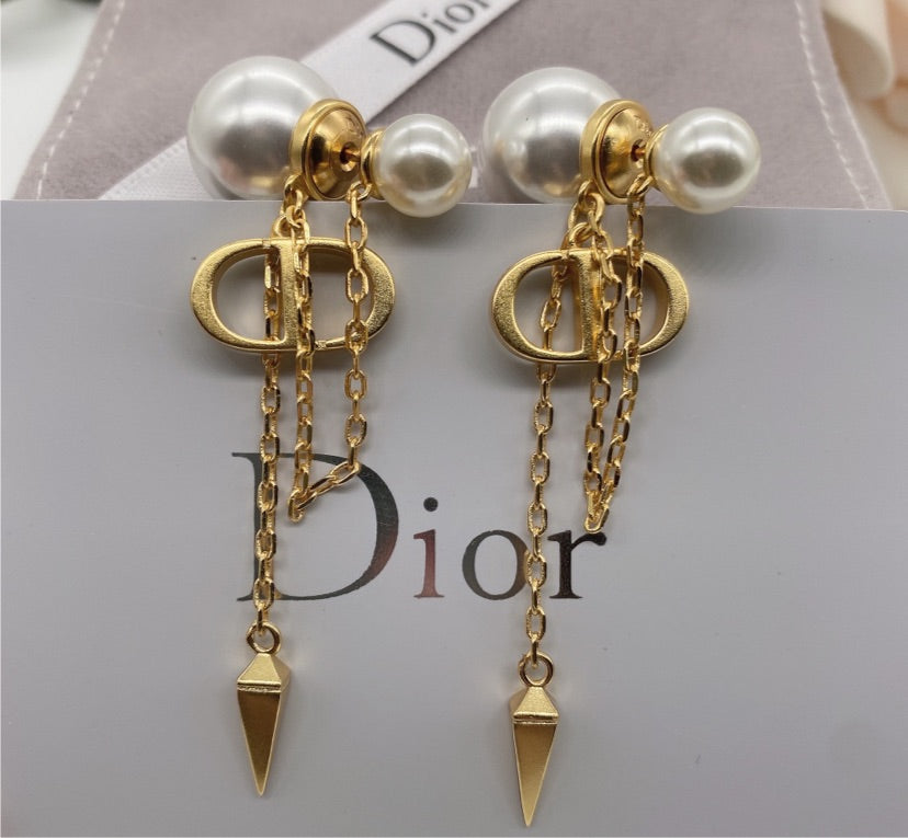 Dior pearl Gold plated earrings