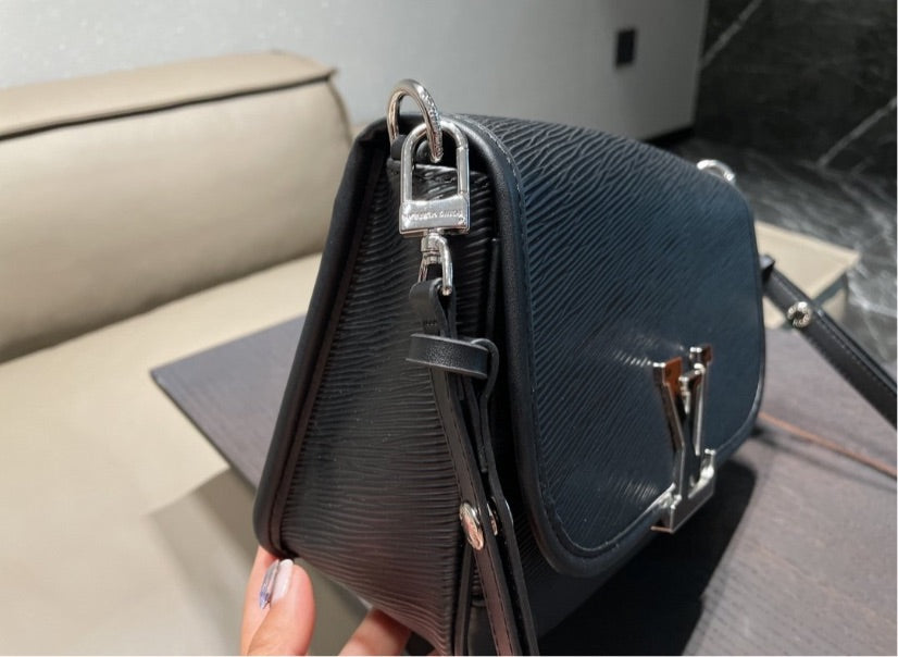 Black LV woman shoulder handbag
