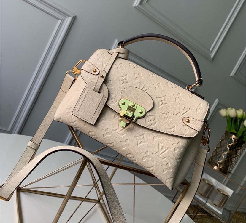 New LV woman Shoulder handbag