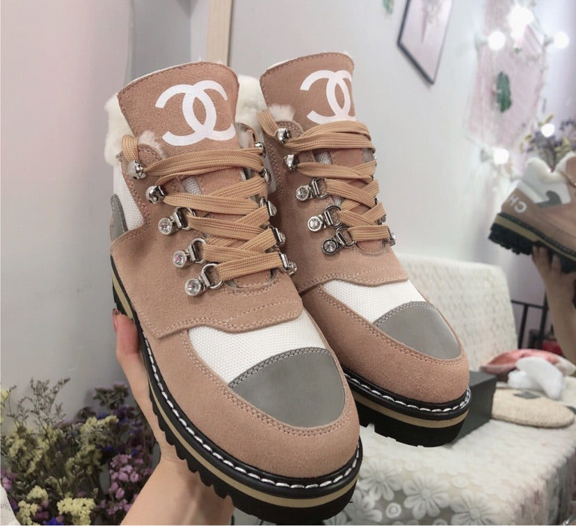Chanel woman boots