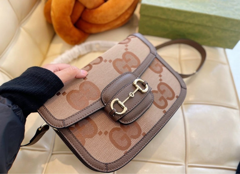 Gucci woman crossbody handbag