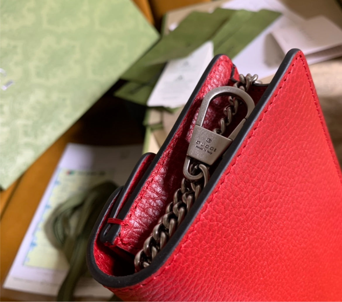 Leather woman Red Gucci handbag