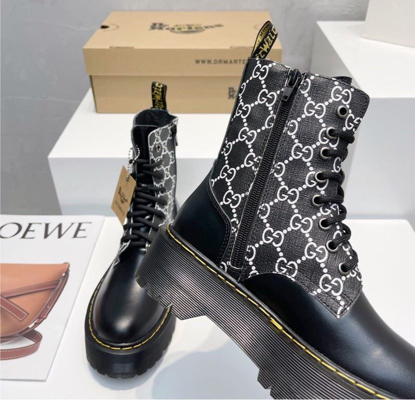 Black Gucci woman Boots