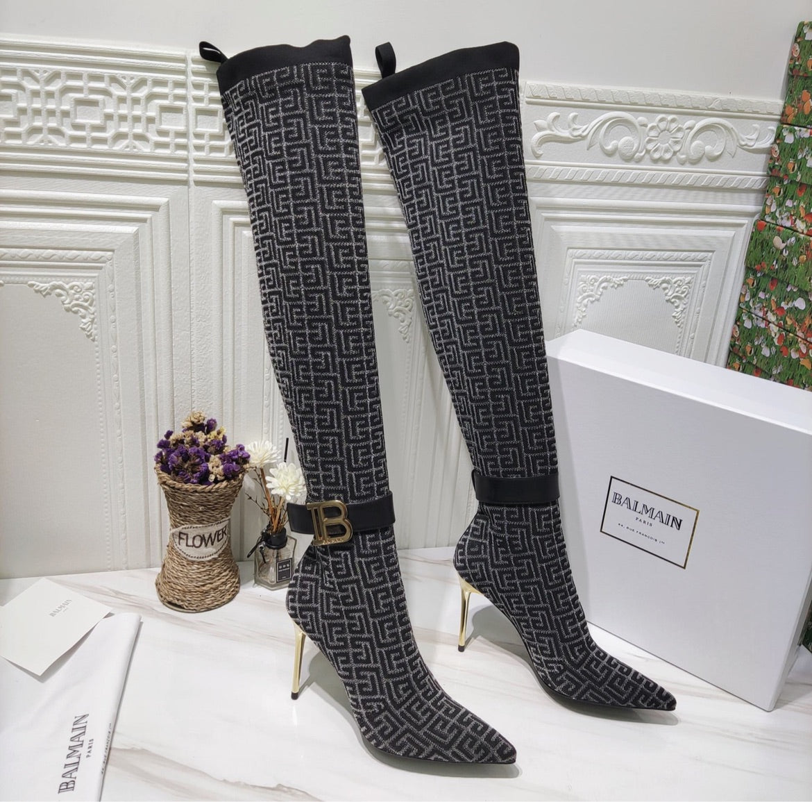 New 2022 Balmain woman boots