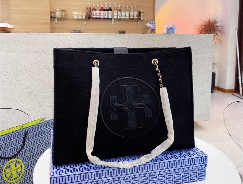 Tory Burch woman shoulder Handbag