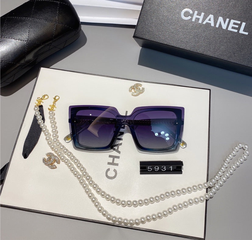 Chanel woman sunglasses
