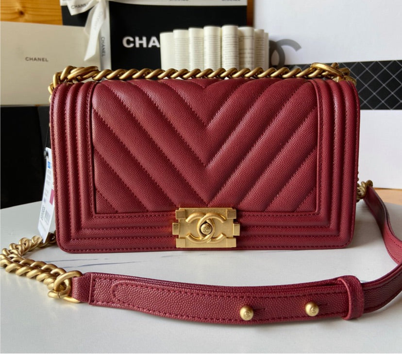 Leather Chanel woman Handbag