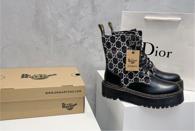 Black Gucci woman Boots