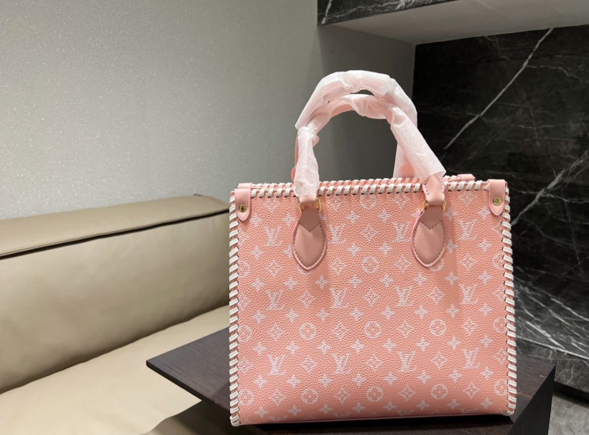 New LV woman shoulder handbag