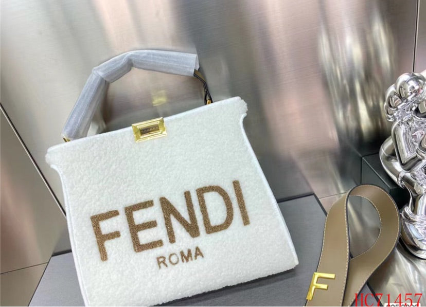 Large Fendi woman Handbag