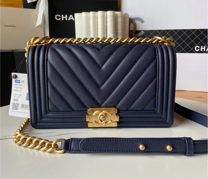 Leather Chanel woman Handbag