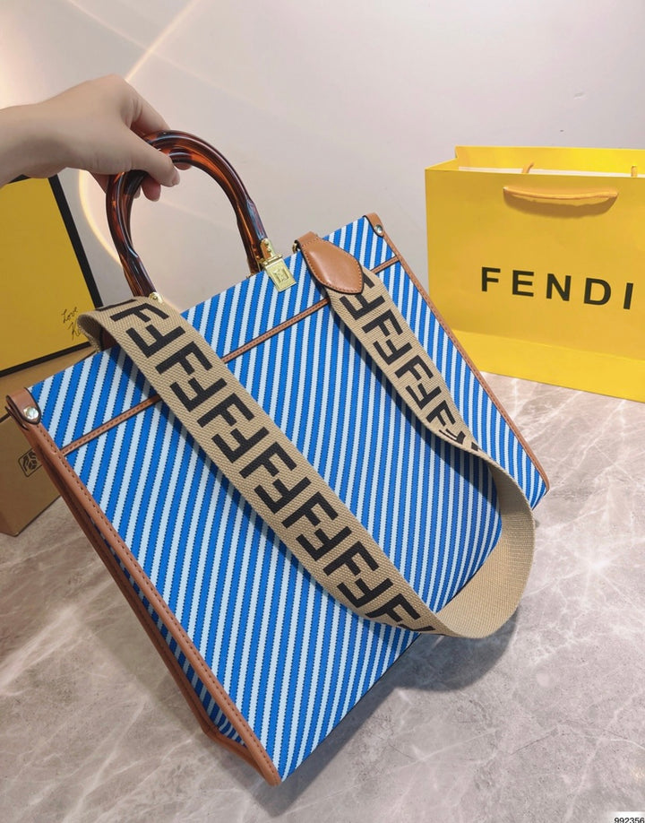 FENDI Ladies new Handbag