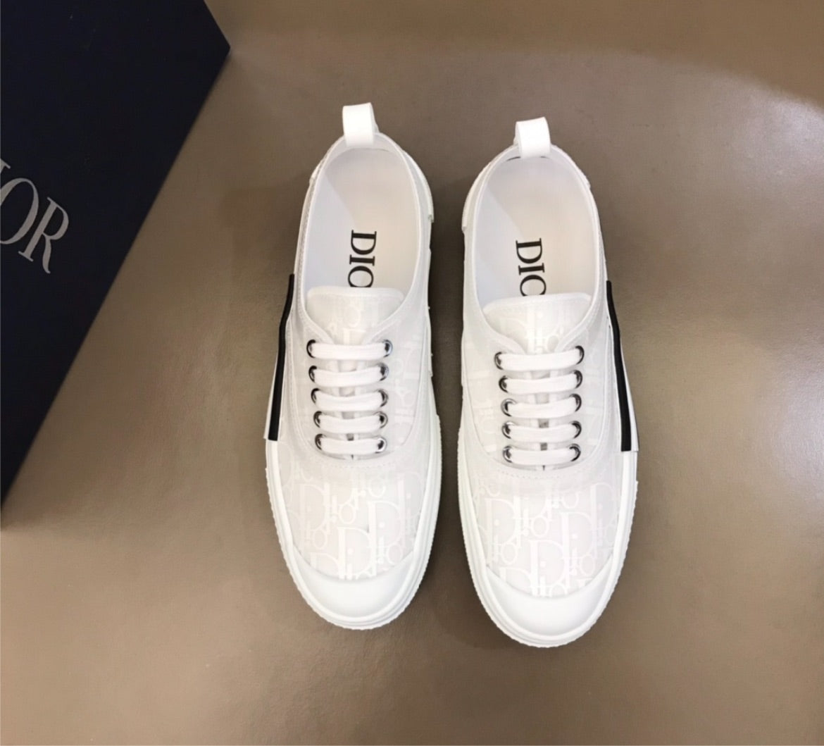 Dior woman sneaker