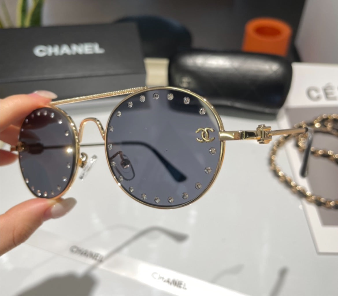 Chanel woman new shades