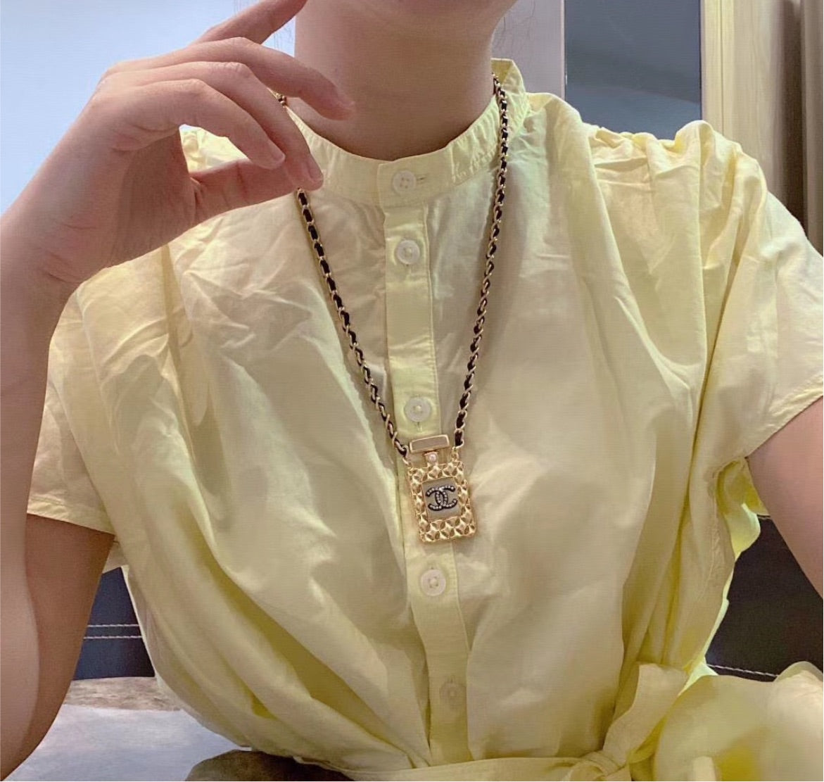 New Chanel woman necklace