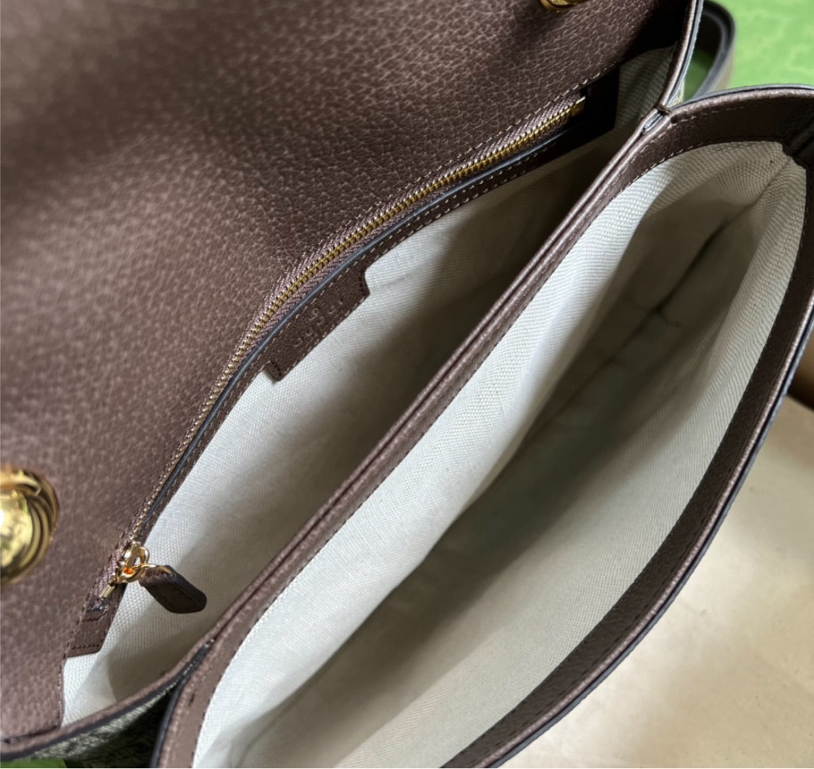 Gucci crossbody/shoulder handbag