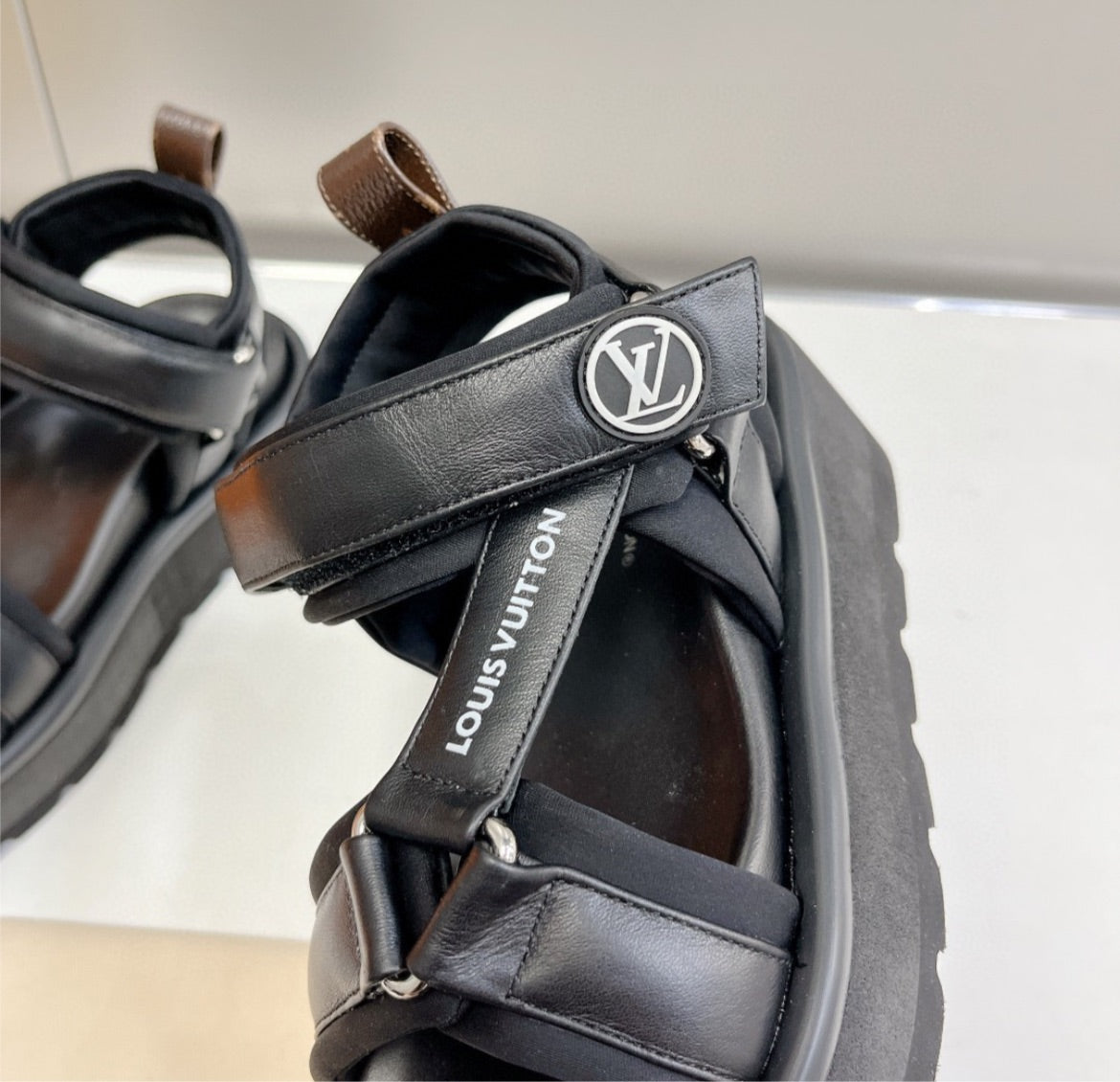 New Louis V woman sandal