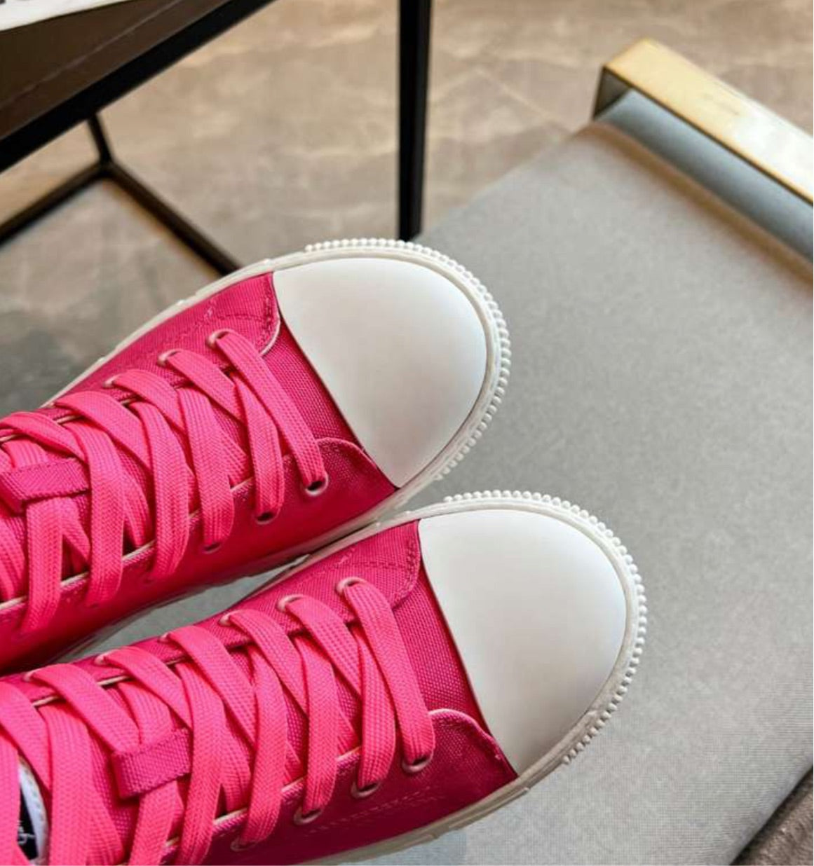Versace Pink/white sneakers