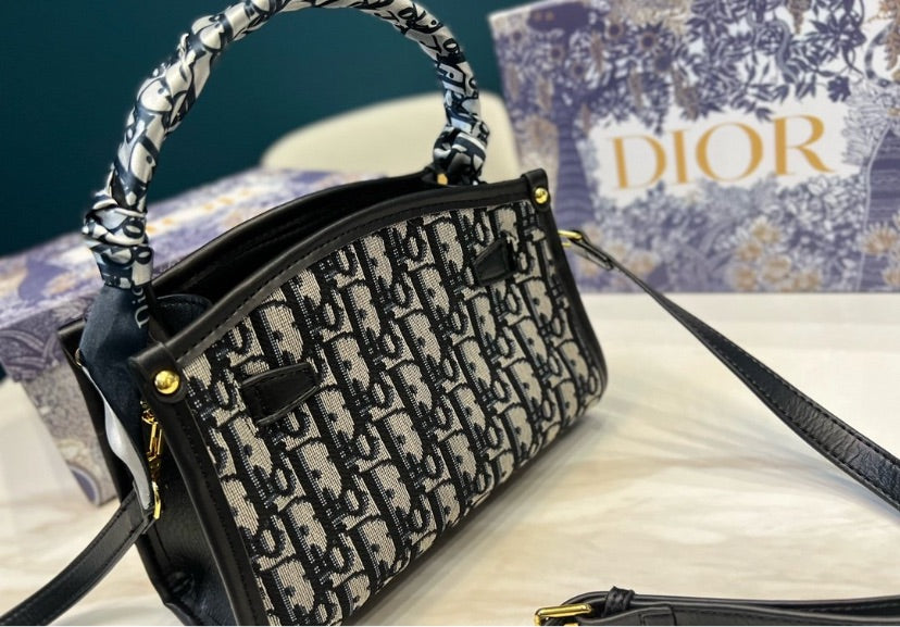 New woman Dior handbag