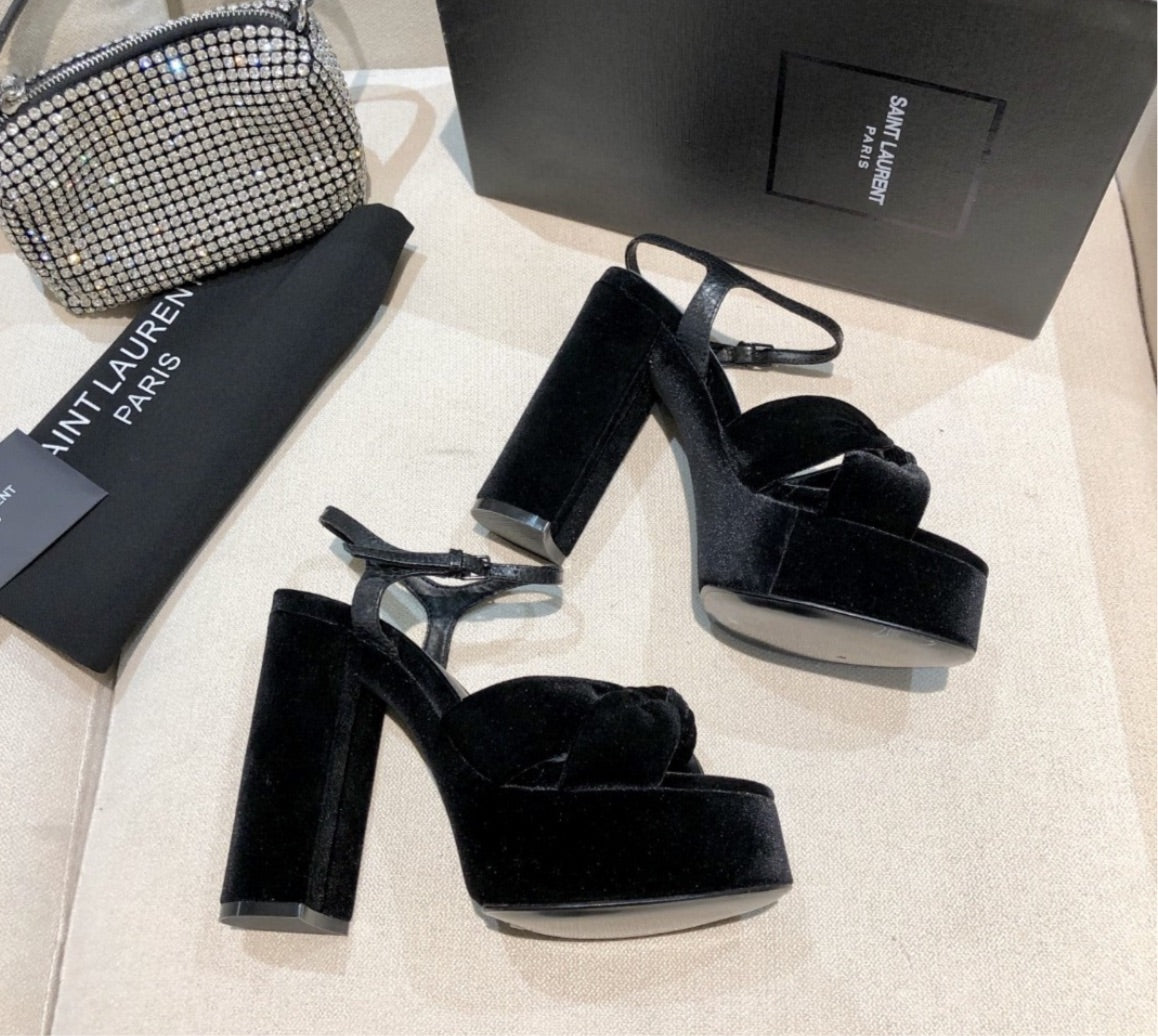 New suede YSL woman heel