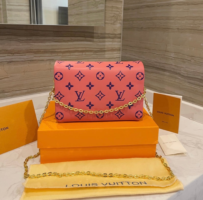 LV woman shoulder handbag