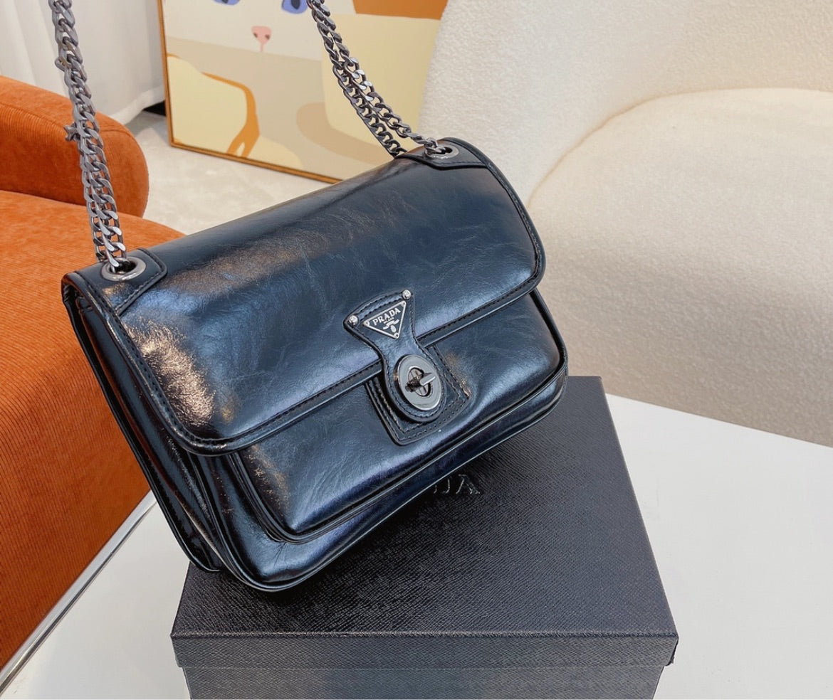 Prada woman shoulder bag