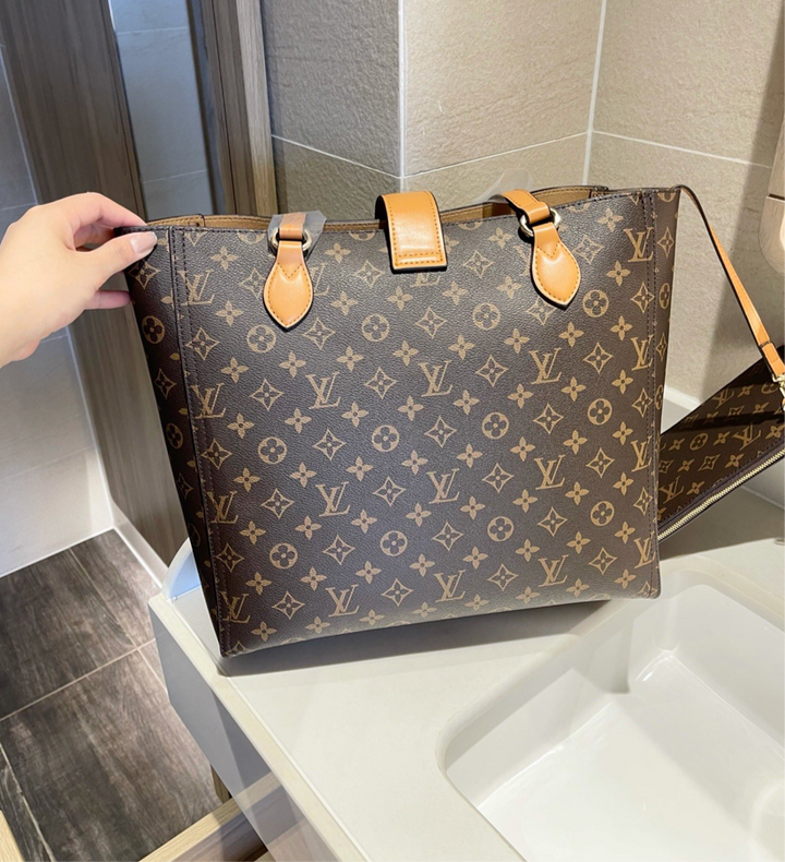 LV tote shoulder handbag