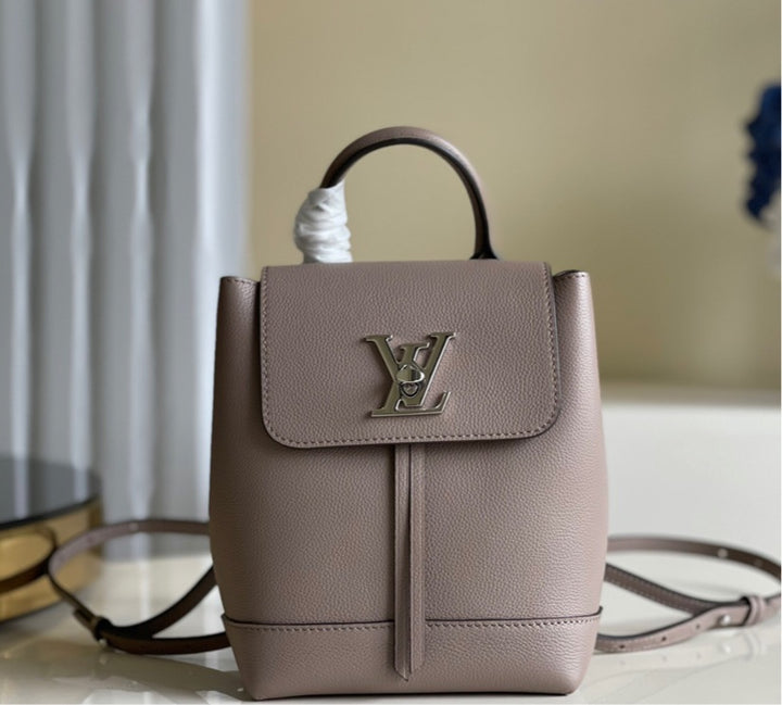 LV shoulder/ pack