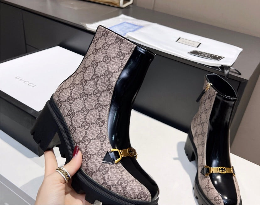 Gucci woman boots