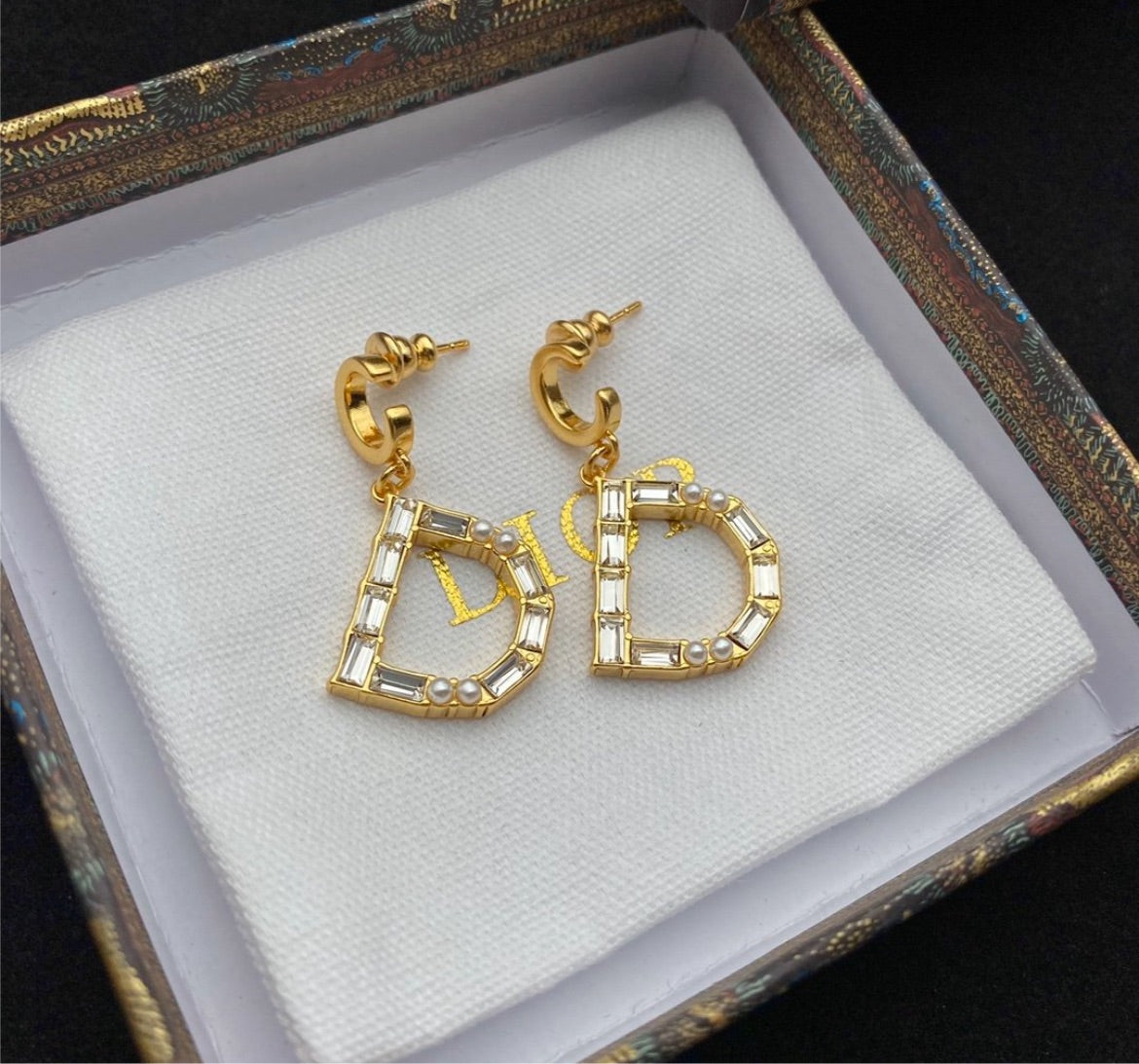 New Dior woman earring