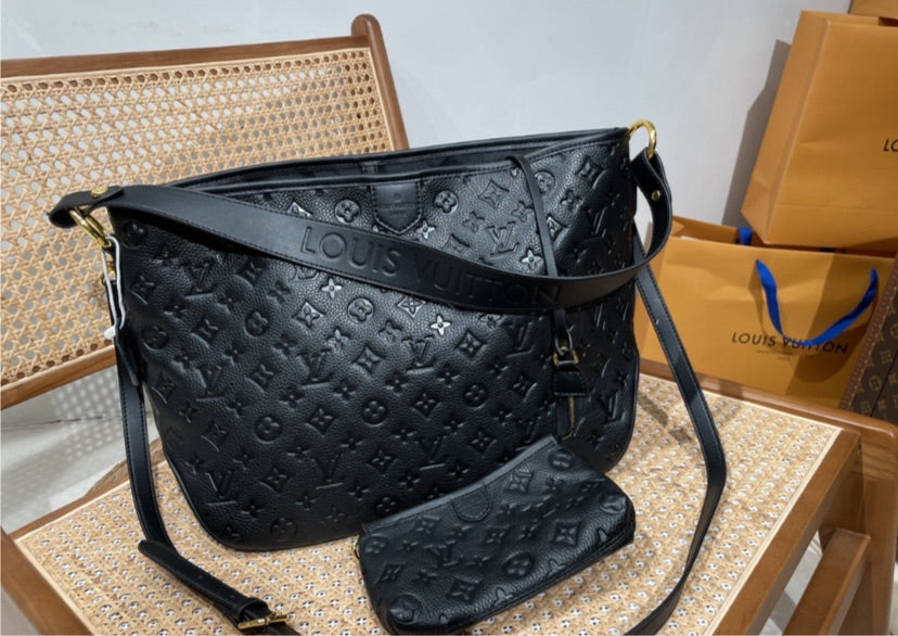 New LV large shoulder bag